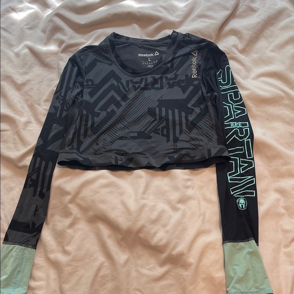 Reebok Black and Mint spartan race Graphic Crop Top